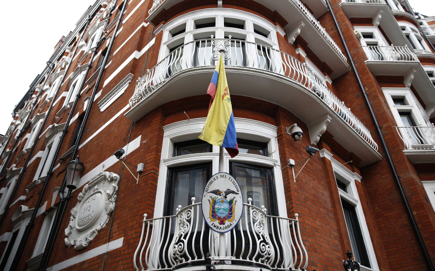 Ecuadori saatkond Londonis, kus Julian Assange redutab.