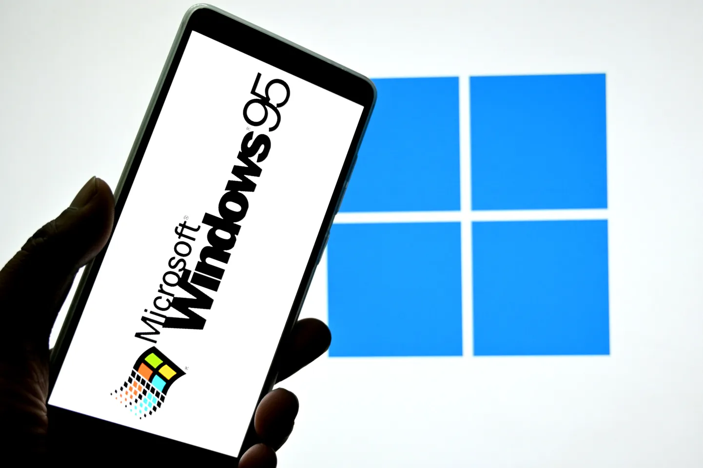 Microsofti vana tarkvara, näiteks Windows 95 operatsioonisüsteemi võib leida ootamatutest kohtadest. Kui töötab, siis miks mitte? Aga kui ühel hetkel üles ütleb, siis kuidas parandada?