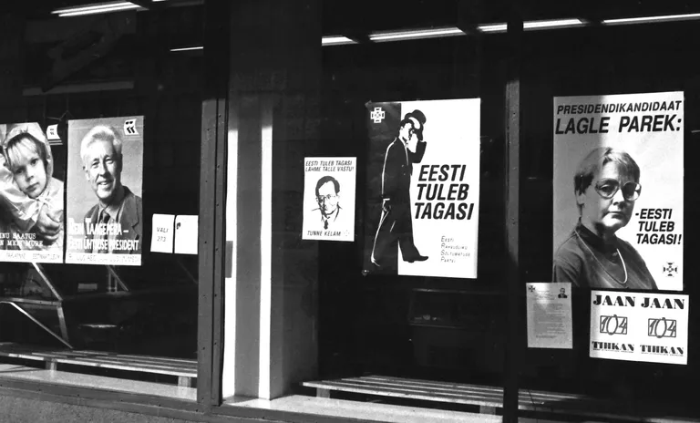 1992. aasta valimisplakatid Tallinnas. Foto: