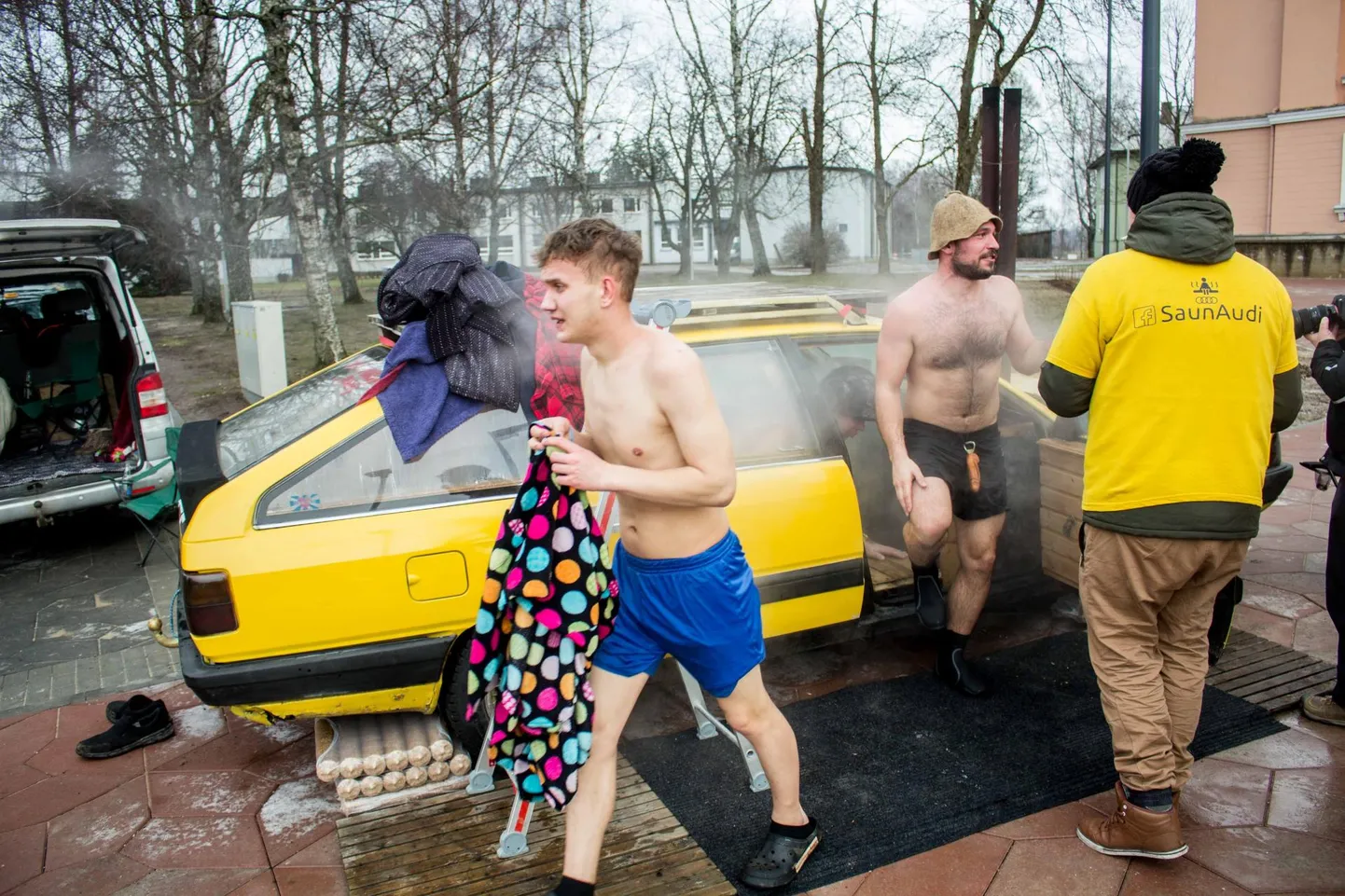 Kolme aasta eest sai saunamõnusid nautida isegi autos.