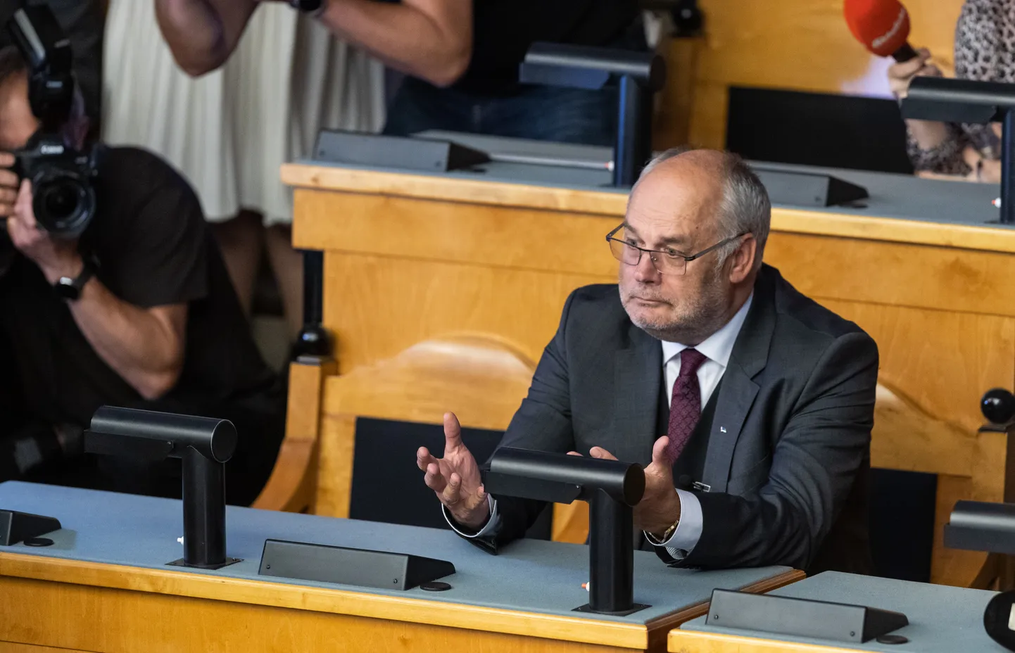 Järgmiseks Eesti presidendiks valitud Alar Karis.