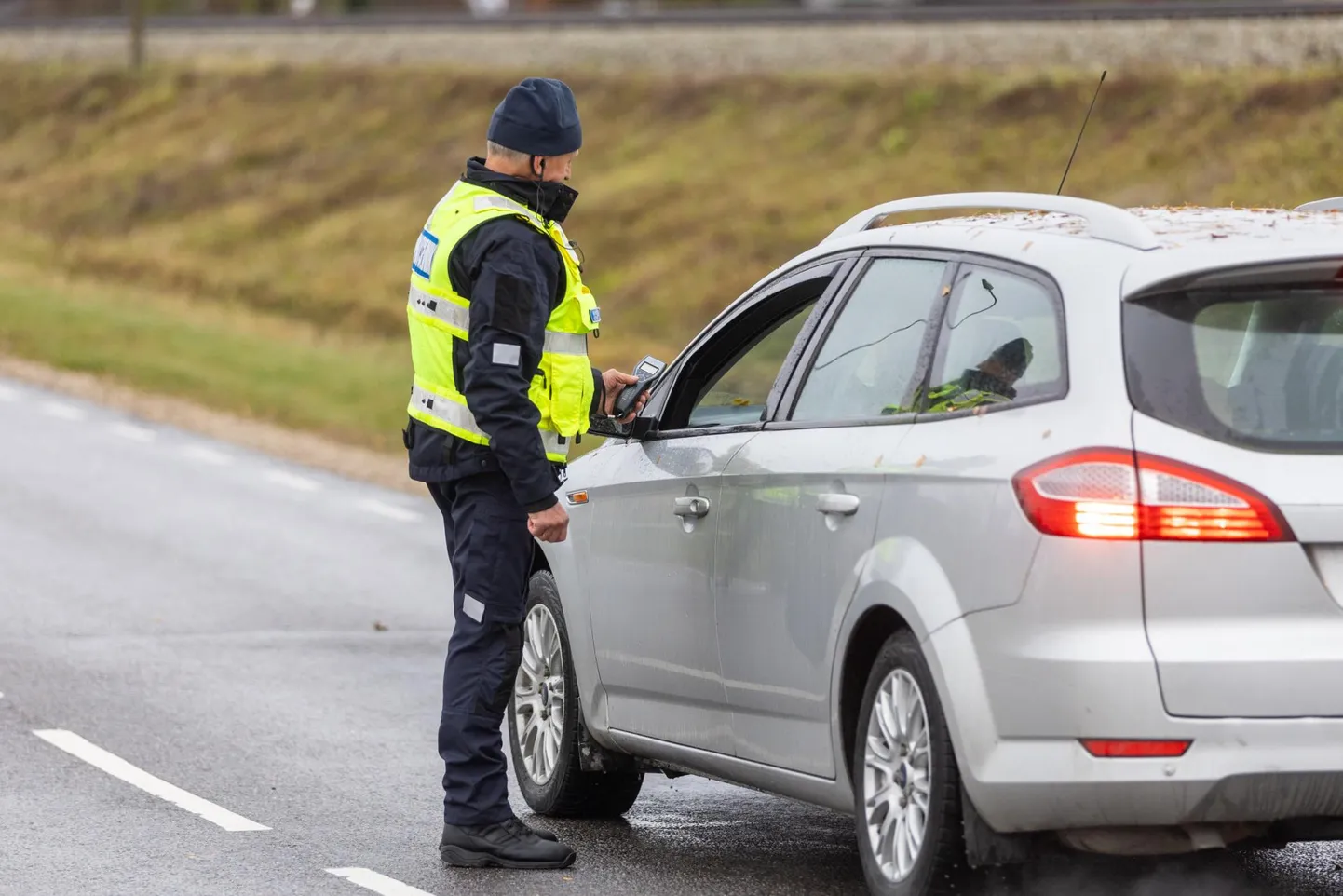 Korduvalt joobeseisundis juhtimise eest karistatakse kriminaalkorras kuni neljaaastase vangistusega.