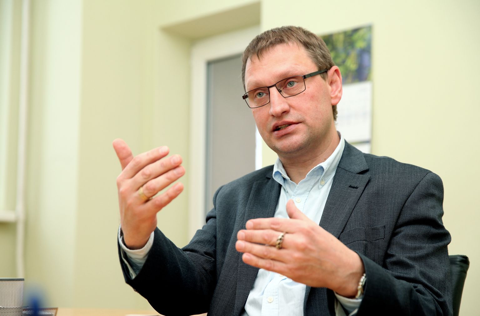 Biomedicīnas centra direktors Jānis Kloviņš