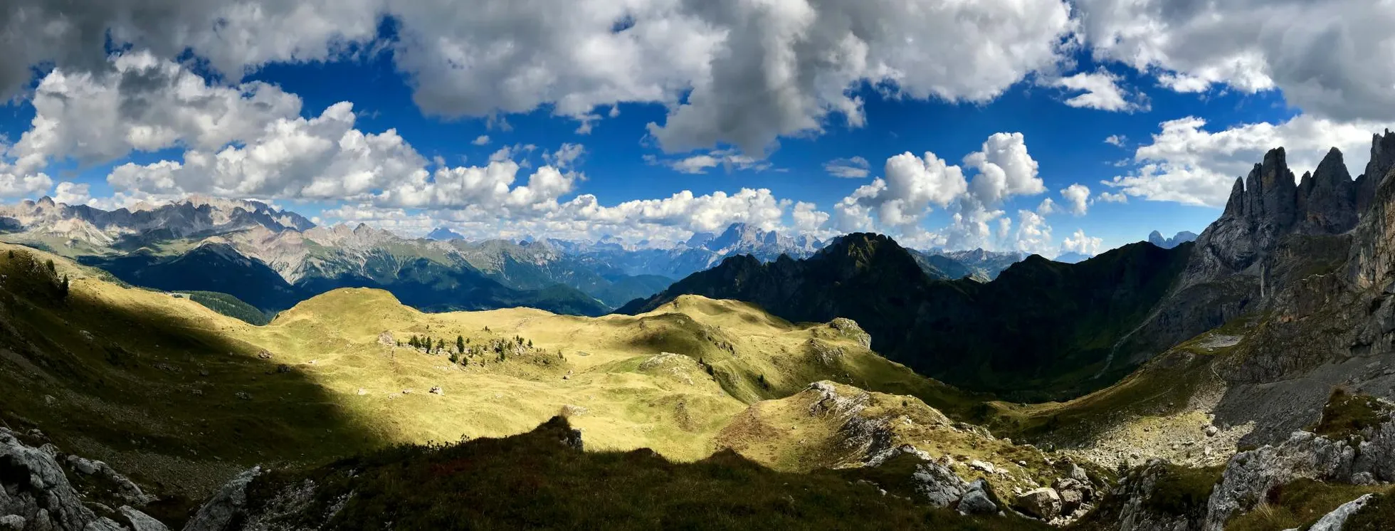 Alta Via 2 Itaalia Dolomiitides, avarad orud, hambulised mäed ja kilomeetrite kaupa hingematvaid vaateid.