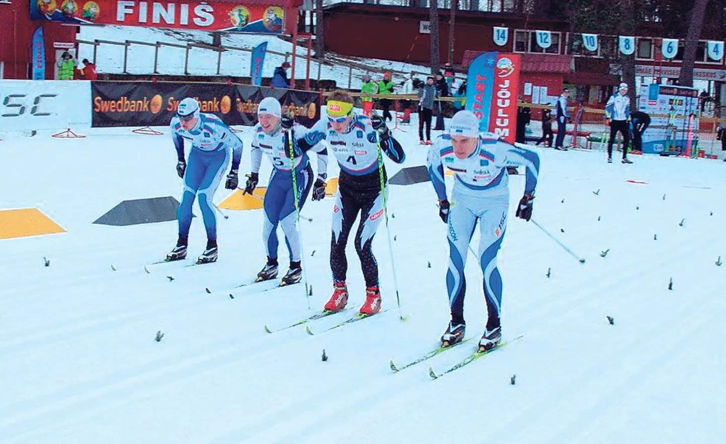 M20 vanuseklassi finalistid sööstavad rajale, esiplaanil võitja Alvar Johannes Alev.