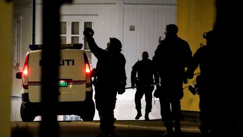 Veretöö Norras: Oslo lähistel tappis vibupüssiga mees mitu inimest