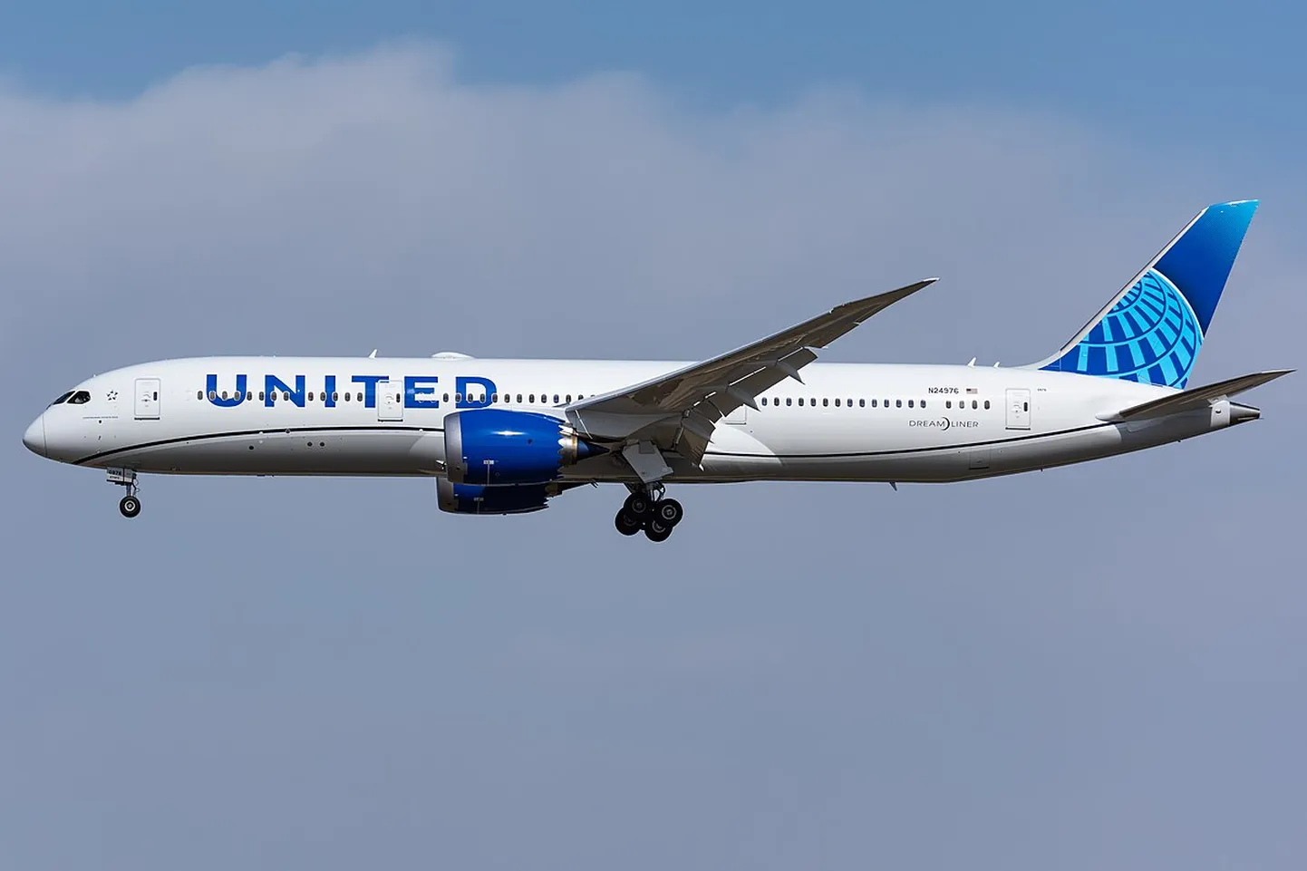 United Airlines Boeing 787-9 Pekingis aprillis 2020.