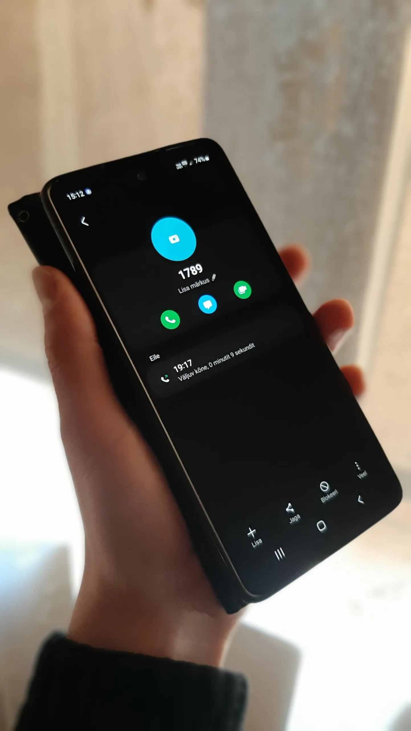 Pühapäeva õhtul soovis tartlane infotelefonilt 1789 uurida, miks kadus ta kodust elekter, ent vastuseks sai ta, et liin on suletud.