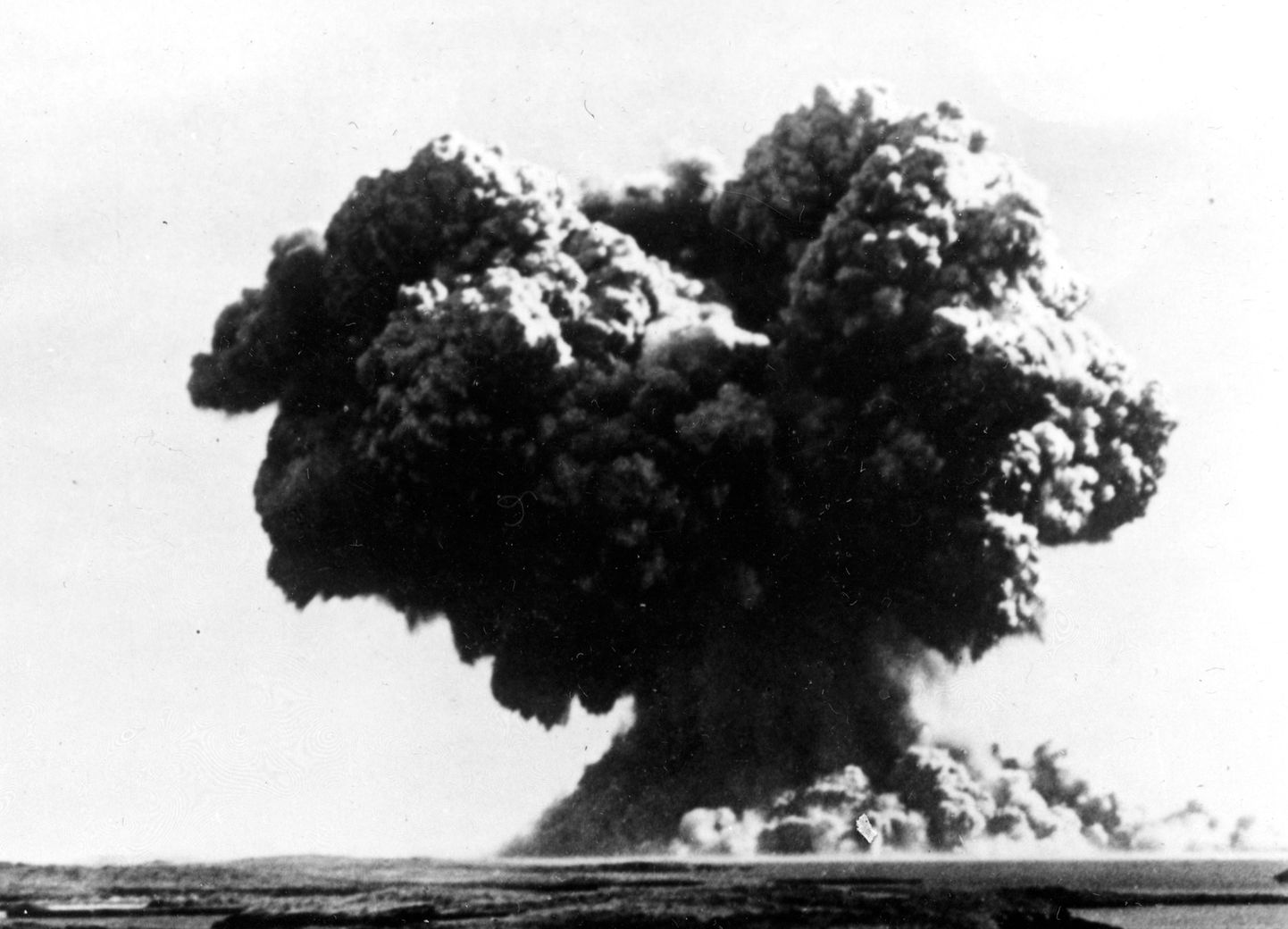 Brittide poolt Austraalias läbi viidud tuumarelvakatsetus 1952. aastal.