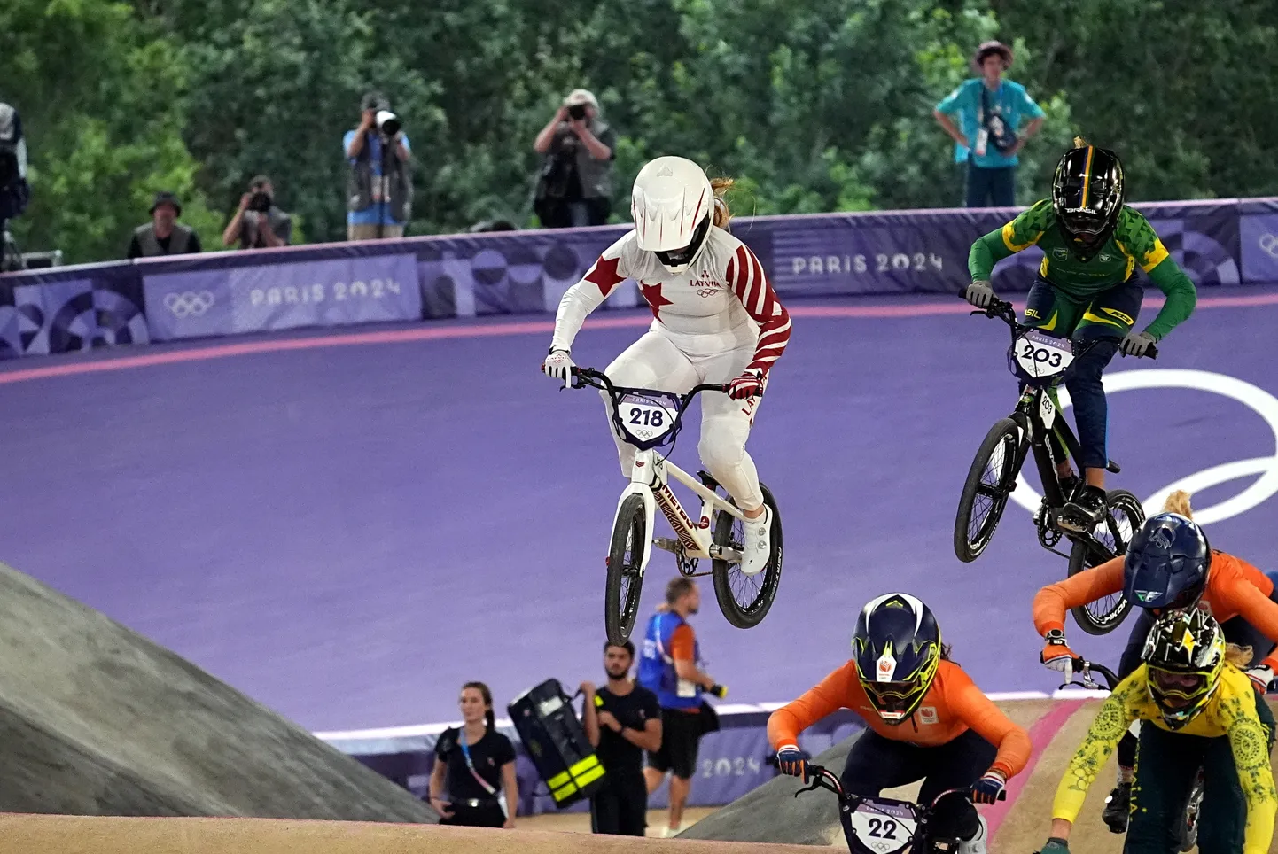 BMX riteņbraucēja Veronika Monika Stūriška