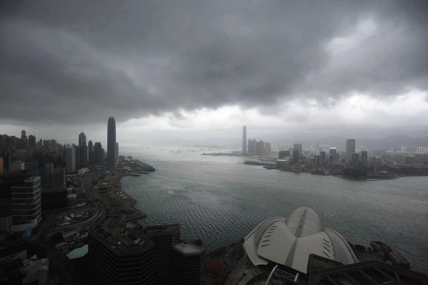 Taifuun Nesat peatas Hongkongis elu