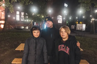 Евгений с детьми