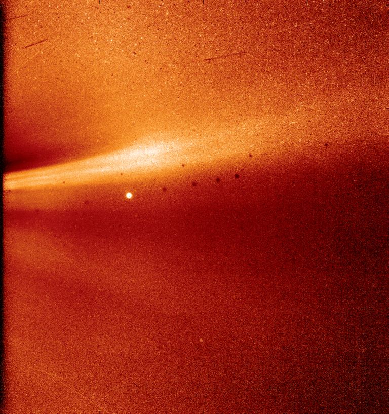 Parkeri kosmosesondi pildid Päikese plasmavoolust.