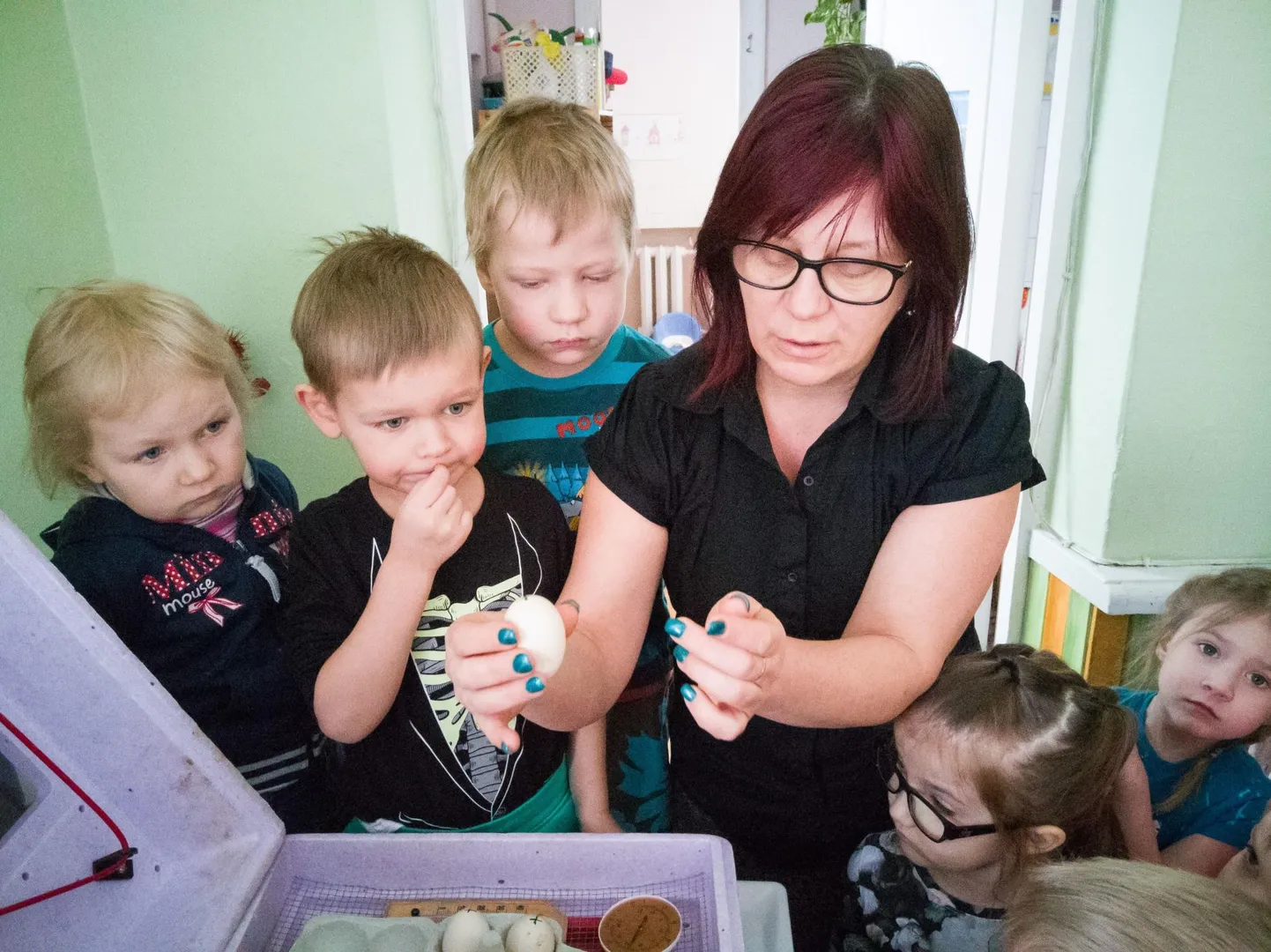 Aasta lasteaiaõpetajaks kandideerib Kauri lasteaia õpetaja Heidi Jakobson.