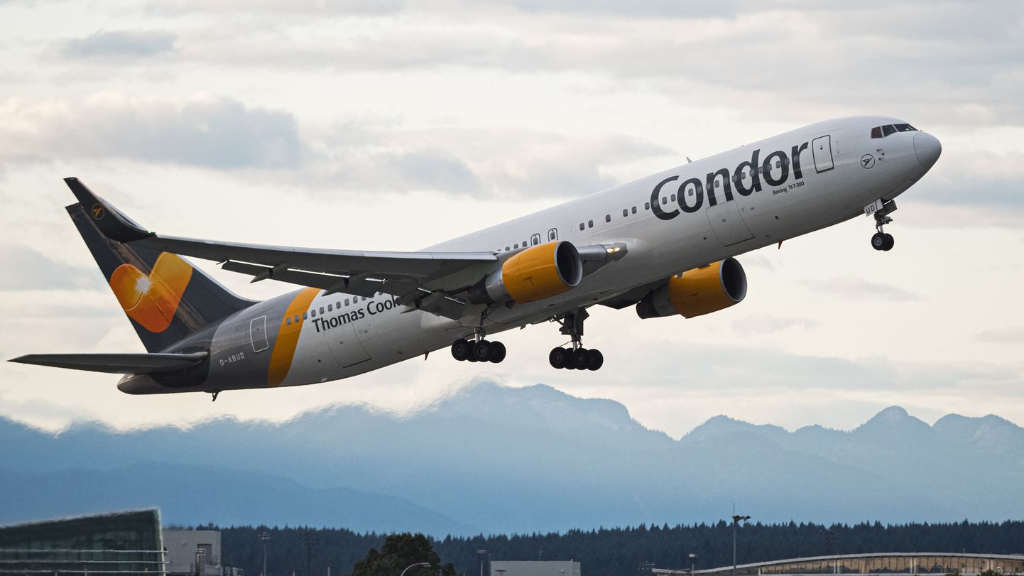 Самолет авиакомпании Condor.