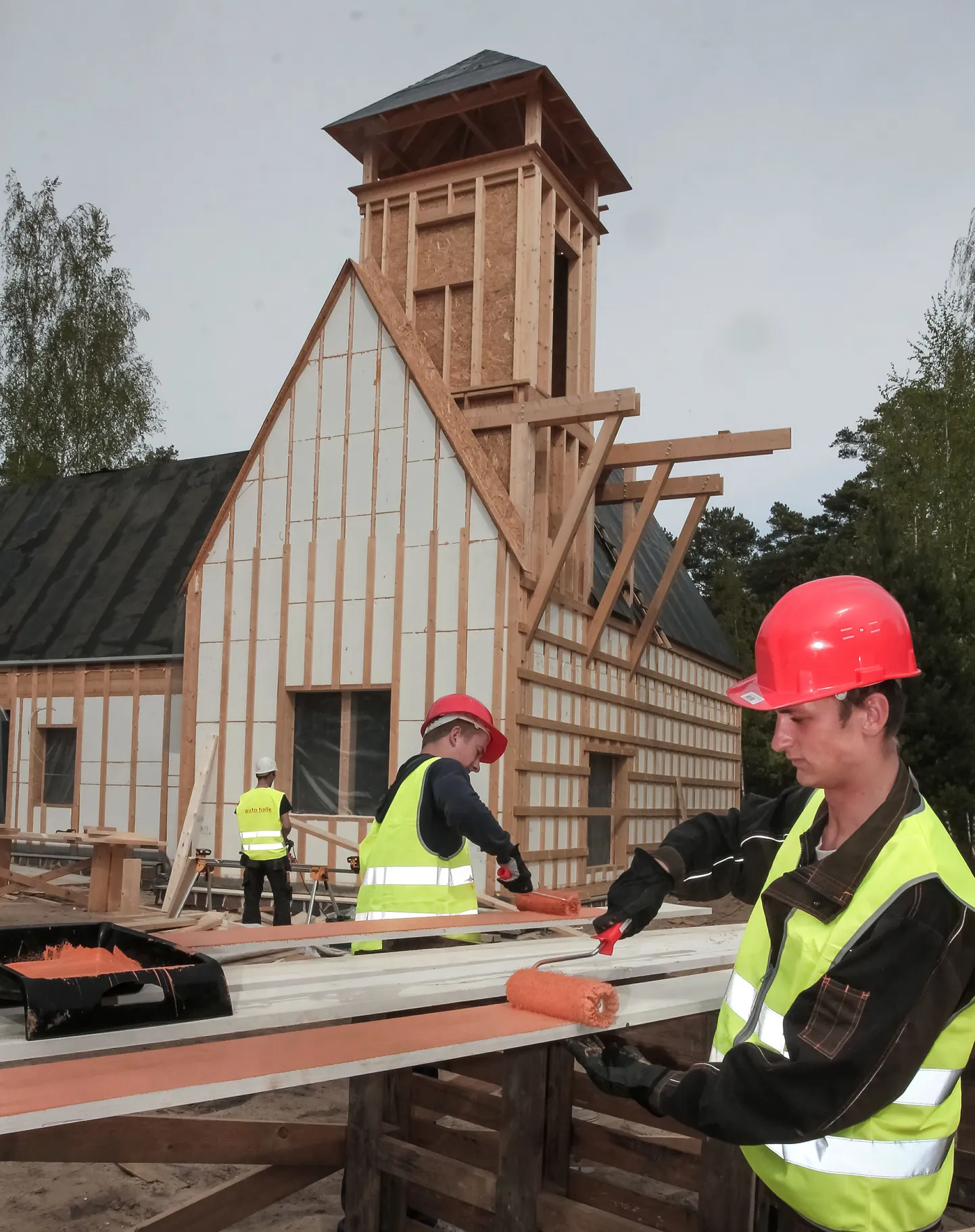Lottemaa ehitus.
