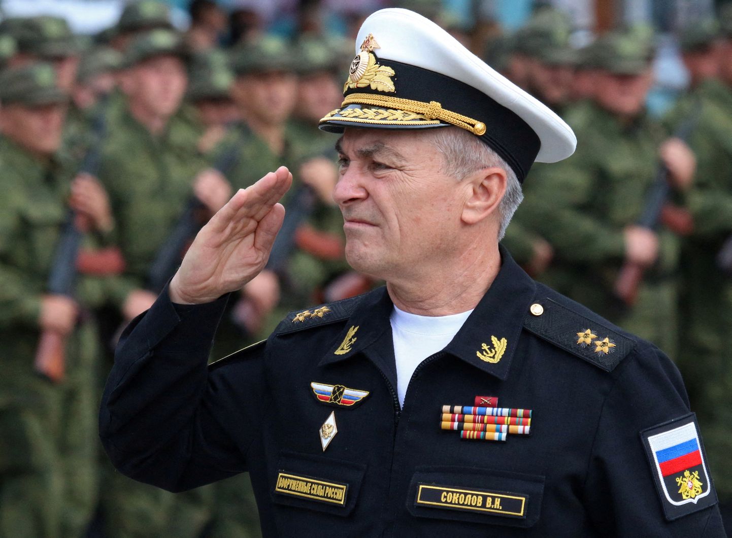 Командующий Черноморским флотом адмирал Виктор Соколов.
