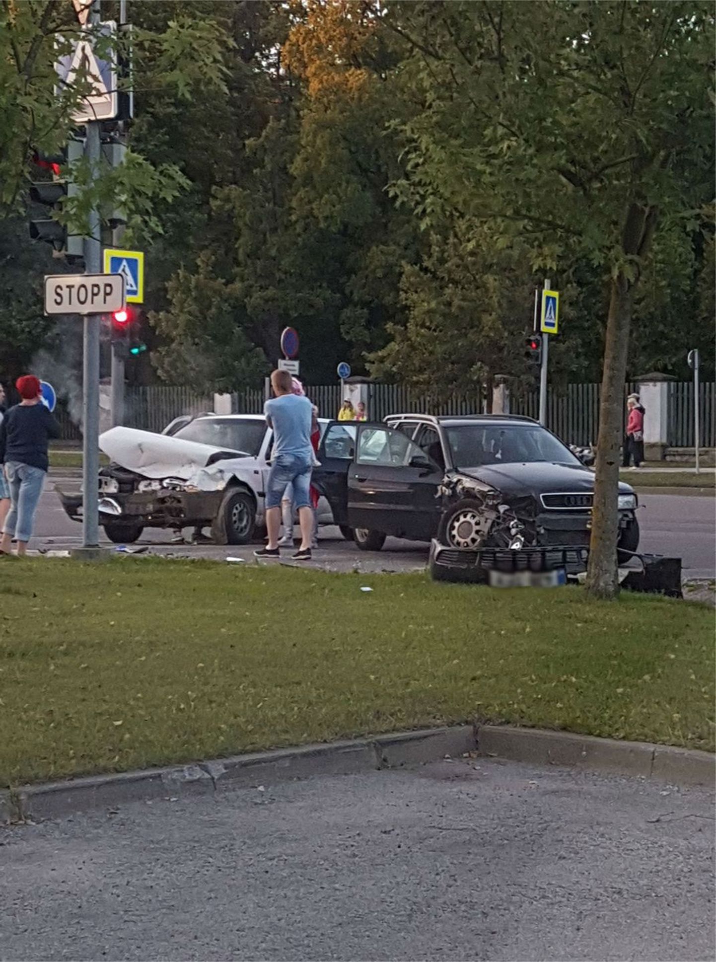 28. augustil kell 20.16 kutsuti päästjad appi liiklusõnnetusele Pärnus Riia maanteel.