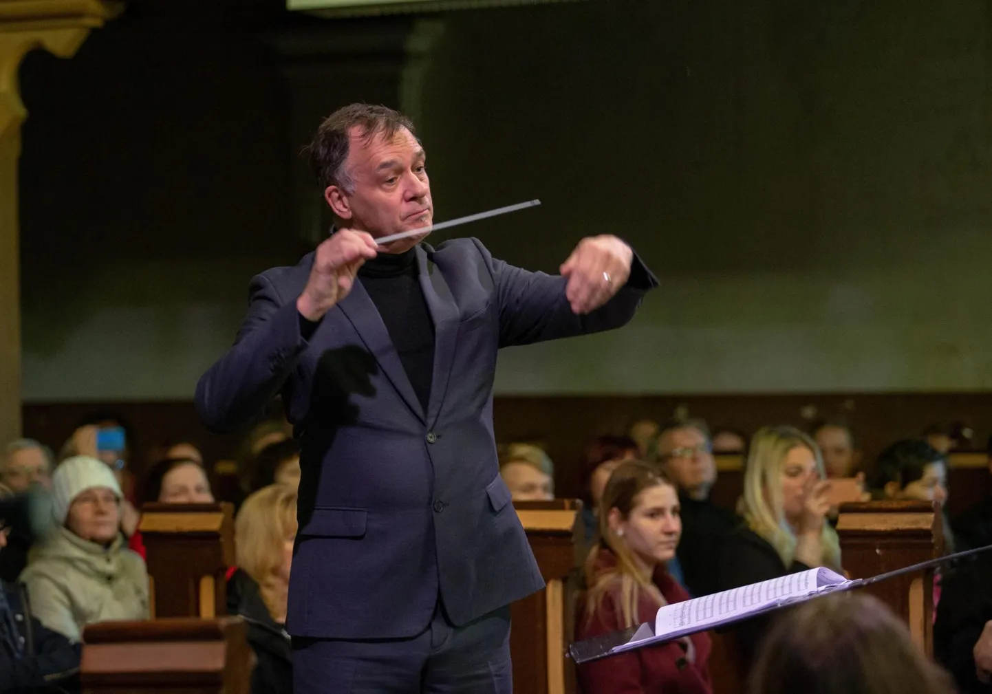Bert Langeler on tegutsenud külalisdirigendi ja puhkpilliõpetajana eri riikide orkestrite juures kodu- ja välismaal.