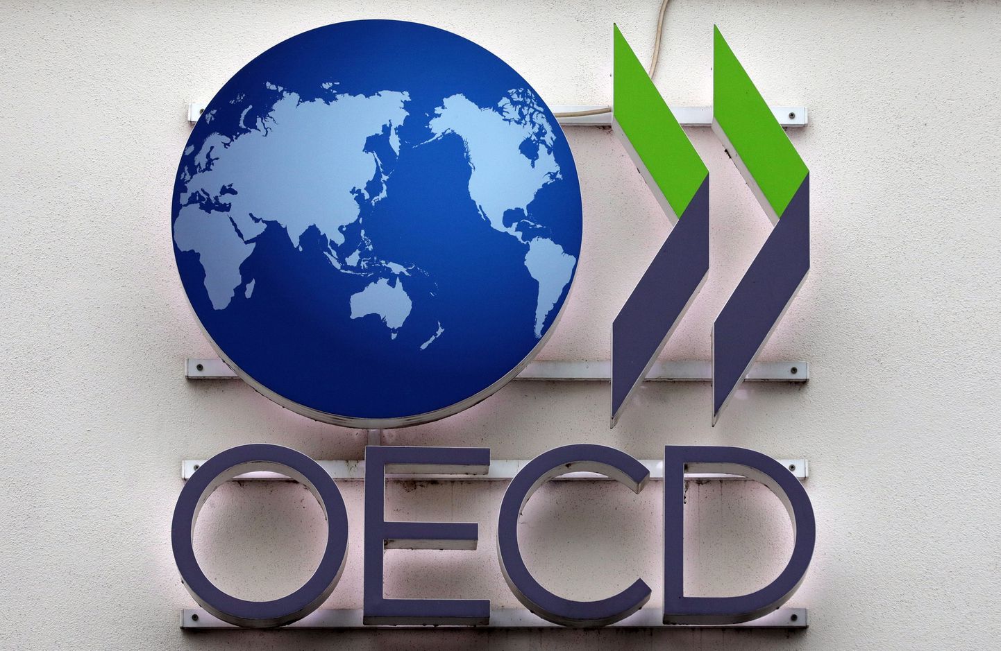 OECD.