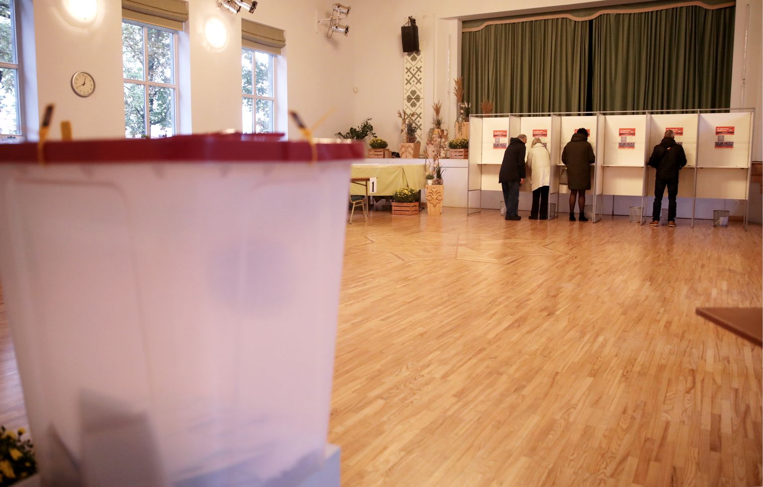 14. Saeimas vēlēšanas 790. vēlēšanu iecirknī Mārupes novada pašvaldības Kultūras namā.