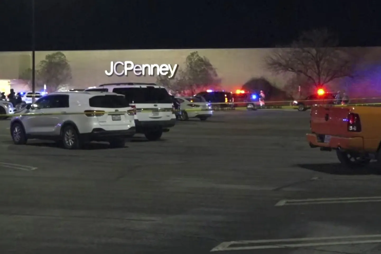 Politsei reageerimas vahejuhtumile Texase osariigis Killeenis JCPenney kaubanduskeskuses.
