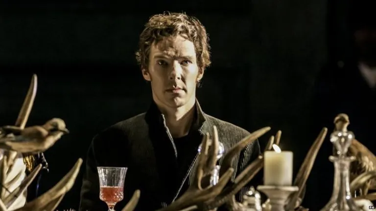 Benedict Cumberbatch Hamletina.