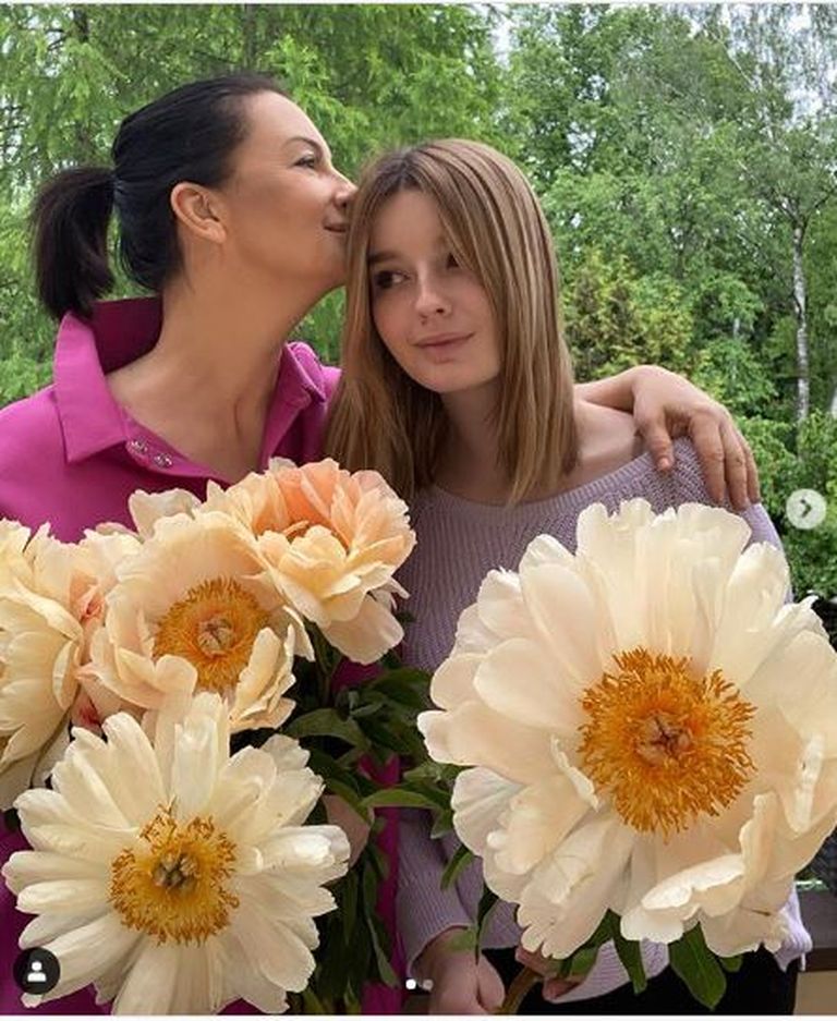 Екатерина Стриженова с дочерью Сашей