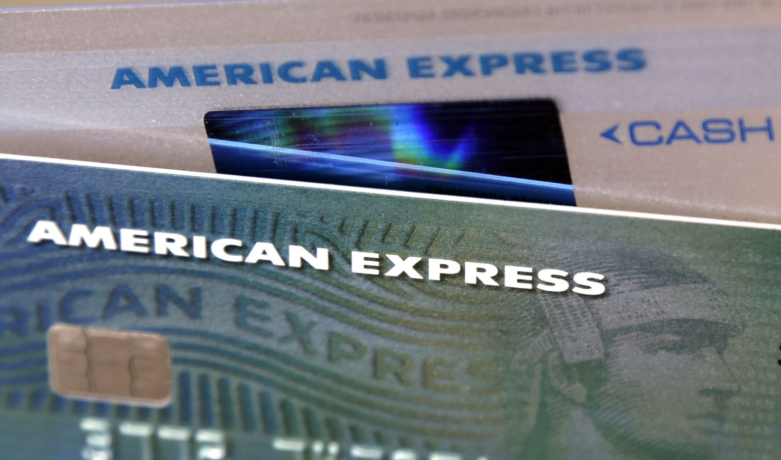 Tarbijad tasusid teises kvartalis rohkem American Expressi kaartidega