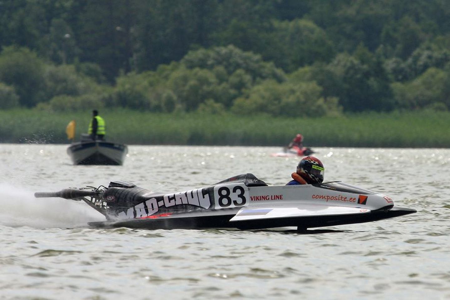 Tallinlane Andres Loorits püsitas Pärnu jõel O125 paadiklassi maailmarekordi.