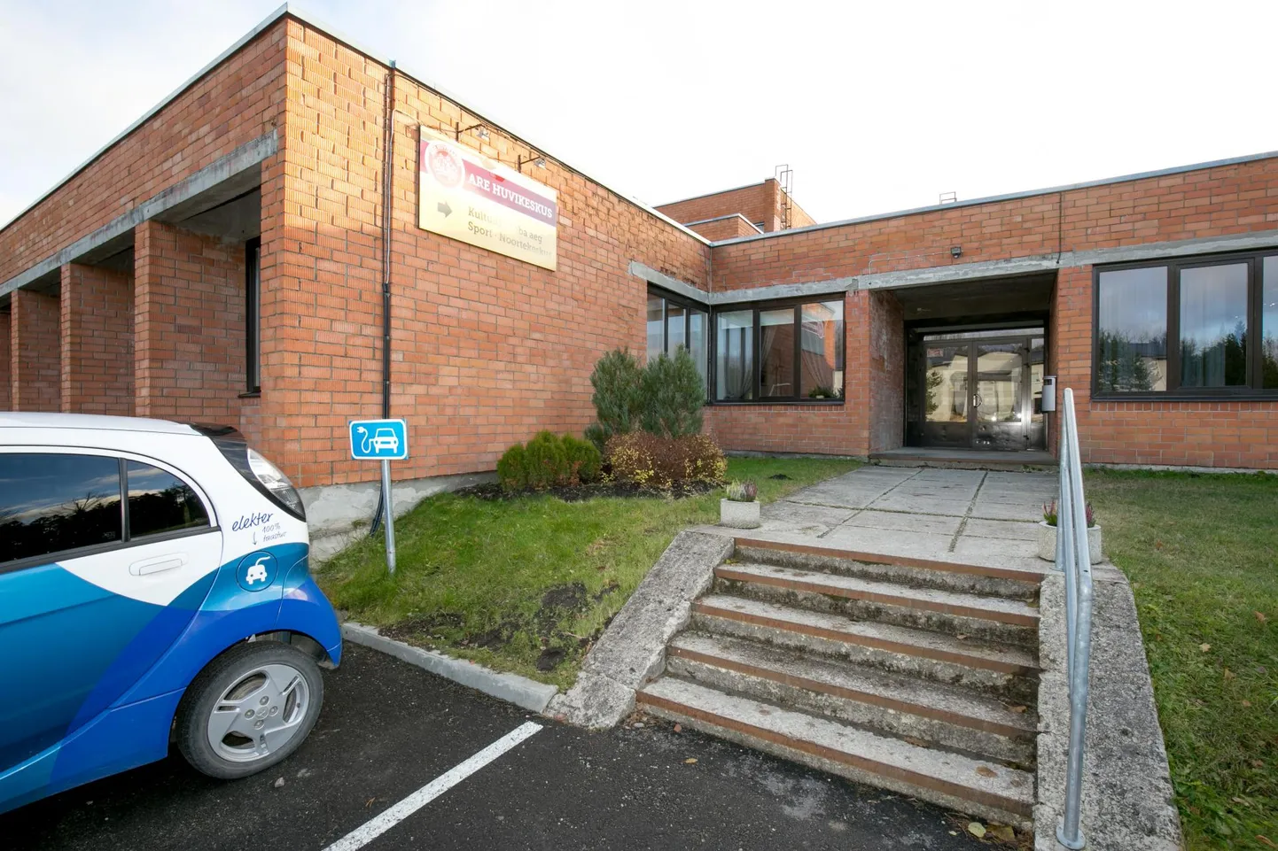 Are huvikeskuses Tori vallavolikogu istungil näidati noortevolikogu loomisele rohelist tuld.
