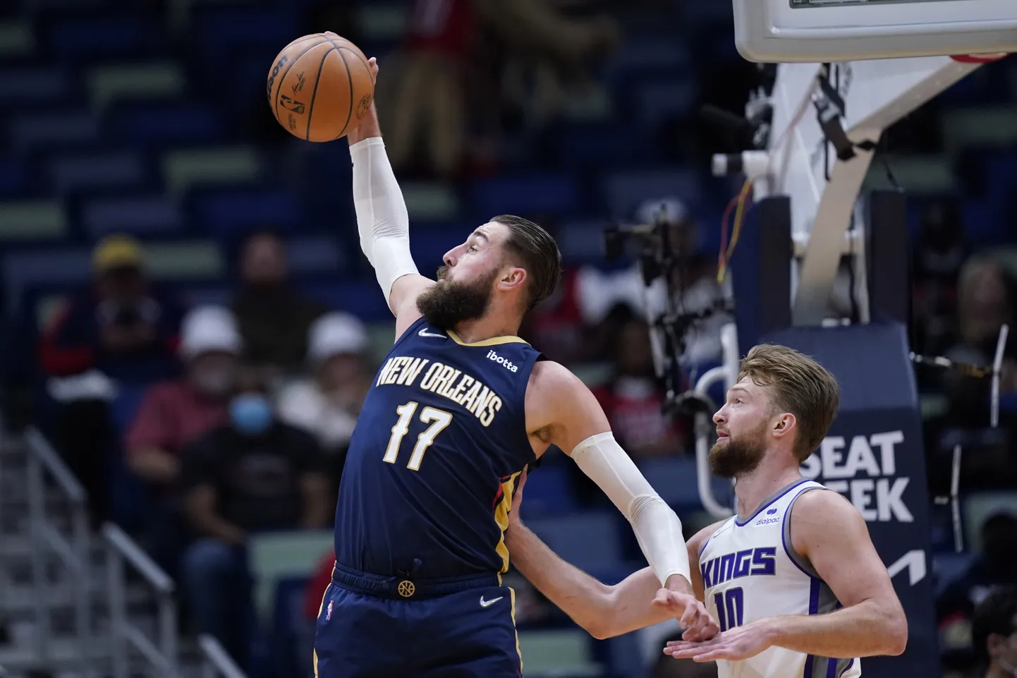 Jons Valančūns un Domants Sabonis