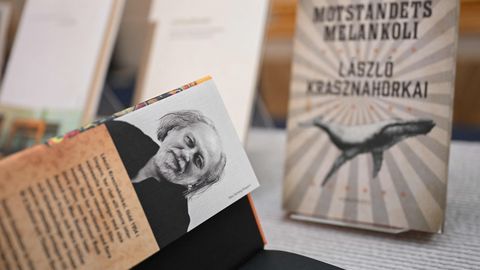 Nobela balva literatūrā piešķirta ungāru rakstniekam Lāslo Krasnohorkai