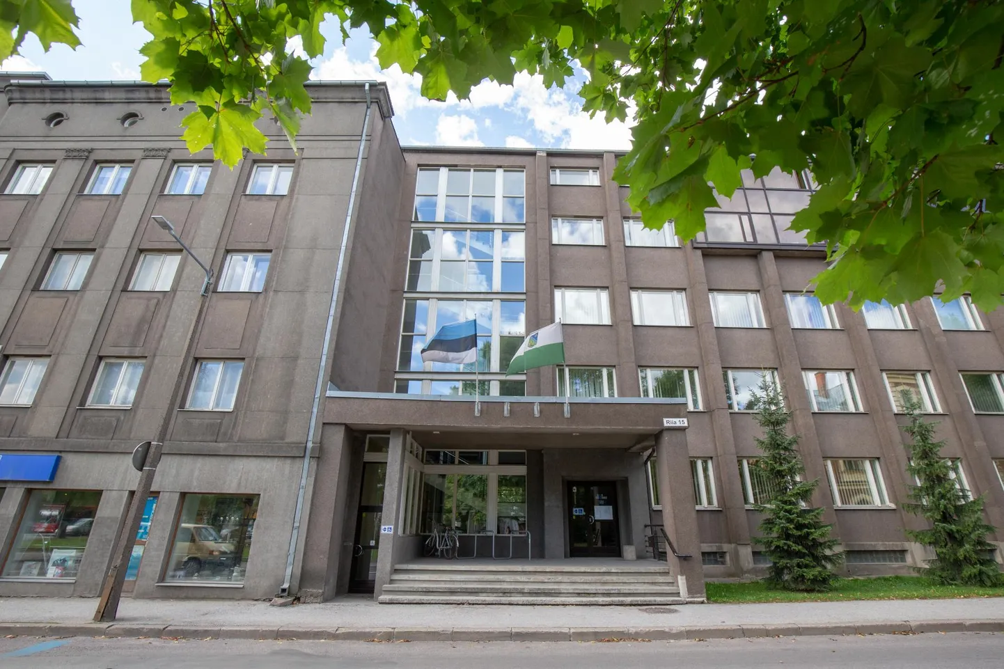Endise Tartu maavalitsuse maja ootab tänavu ees suur remont ja ümberehitus. Pärast seda asuvad seal tegutsema uued rentnikud.