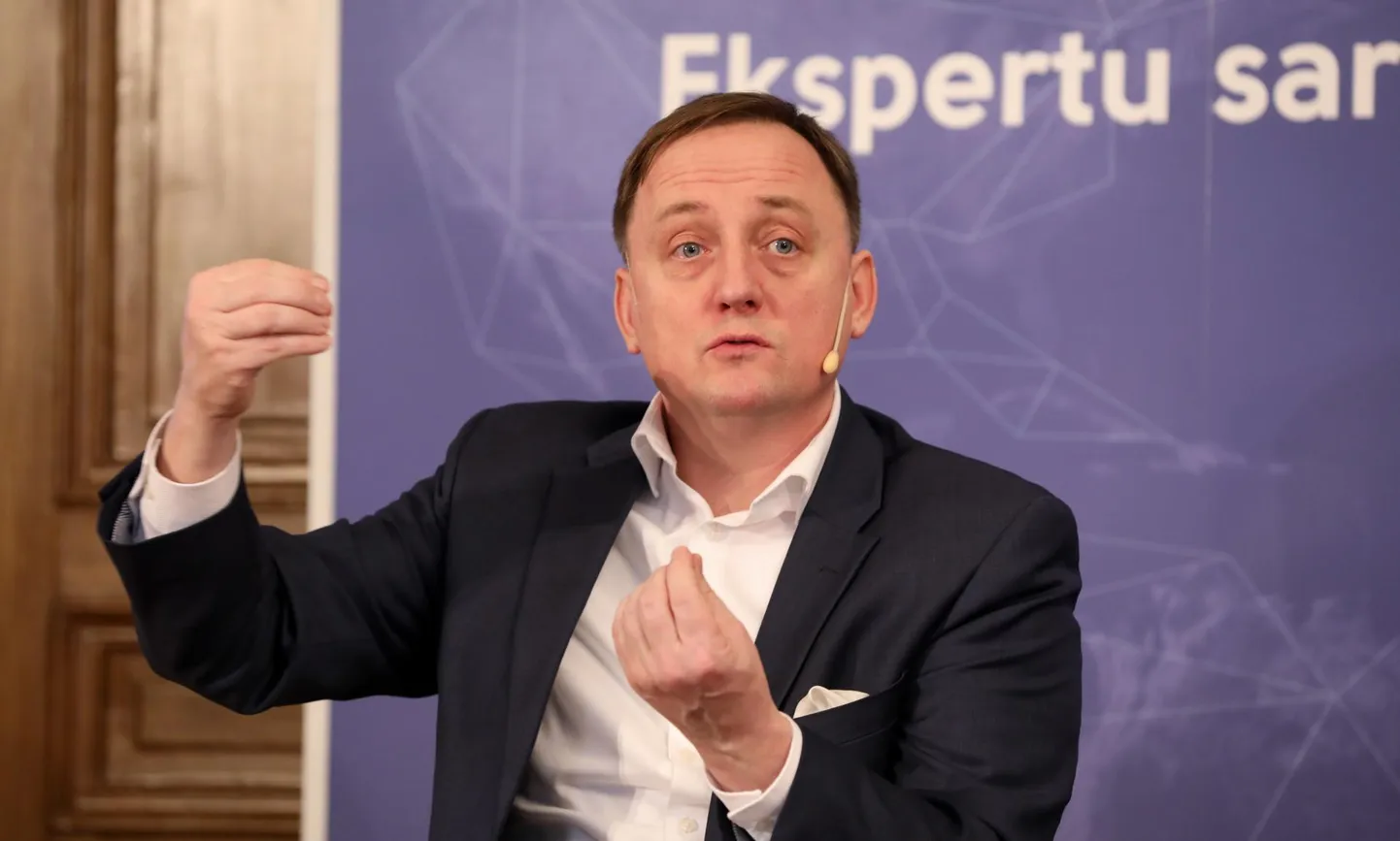 Läti Panga president Mārtiņš Kazāks asub ametisse 21. detsembril, mil lõppeb Ilmārs Rimšēvičsi ametiaeg. 9. detsembril tehtud pildil võtab ta sõna keskpanga eksperdifoorumil.