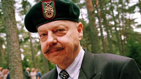 JÜRI TOOMEPUU ⟩ Hädamaandumine helikopteriga ja kohalik kauplemine – elasin ja töötasin Iraanis, ühes enim valesti mõistetud riigis