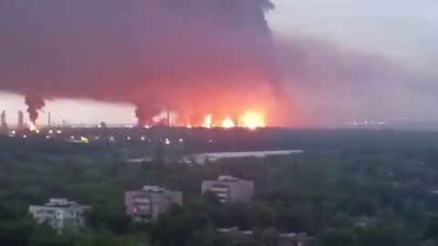 Ukraina droonid halvasid ühe Venemaa suurima naftatehase töö