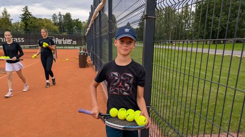 Lapsed saavad Paides tasuta tennisetundides käia