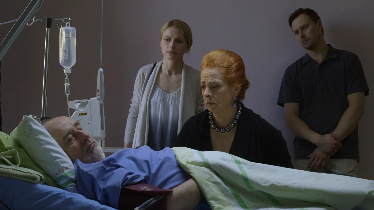 Kaader filmist "Perekonnavaled".