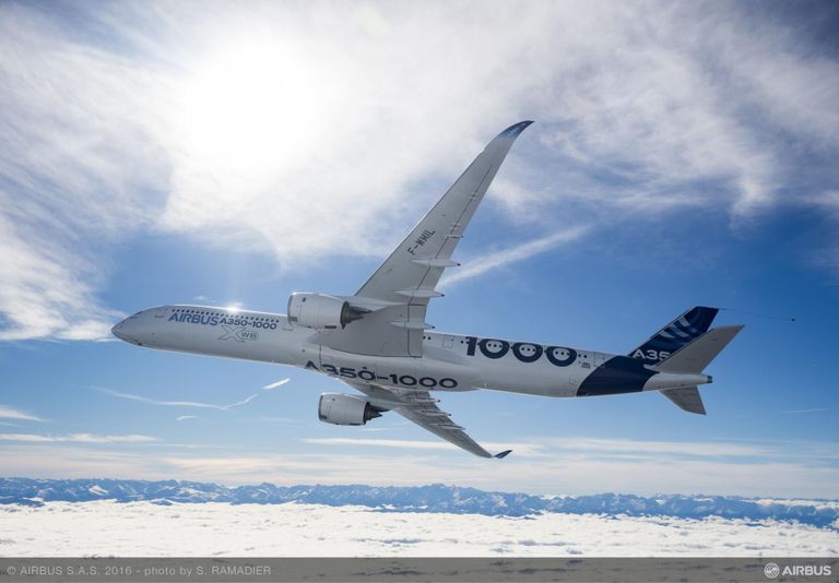 Airbus 350 lennukitüüp on Euroopa lennukitootja uhkuseks juba üle 10 aasta. Kuid kas hiigellennuki üle peaks kruiisi ajal valvama tarkvara kõrval ainult üks inimene? FOTO: