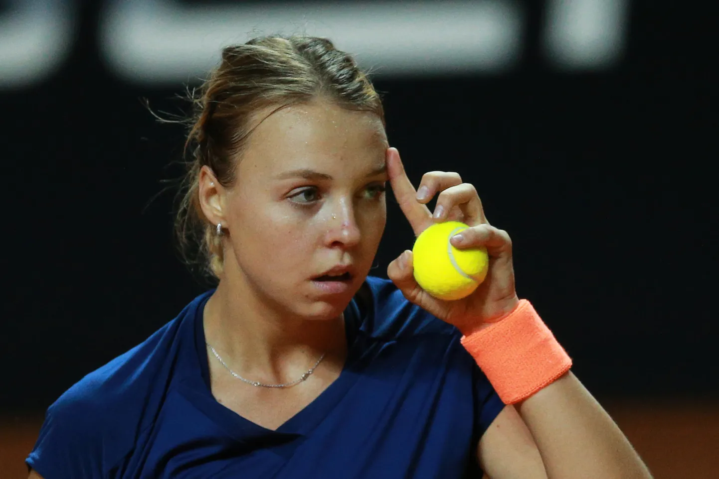 Kontaveit 2017. aastal Šarapova vastu.