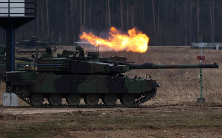 Корейский танк в Польше