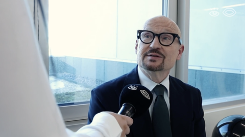 VIDEO KOHTUMAJAST ⟩ Värvikas ärimees Andres Peets seisab silmitsi kehalise väärkohtlemise süüdistustega: elu esitab väljakutseid