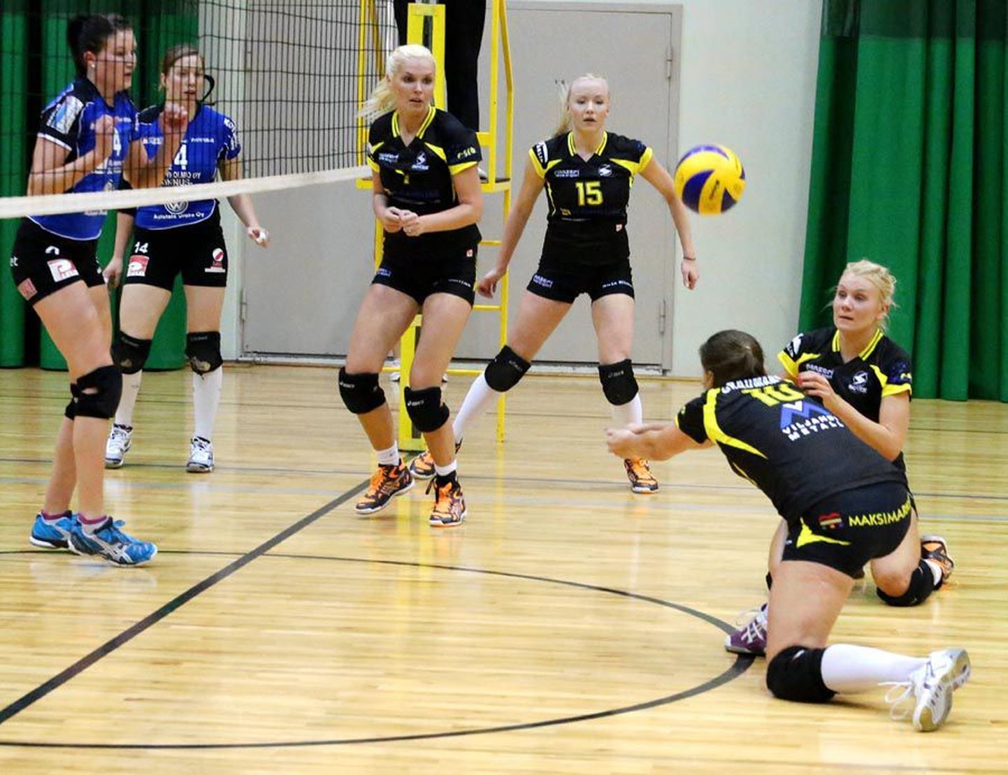 Pühapäeval algab Viljandis Eesti naiste võrkpallimeistrivõistluste finaalseeria.