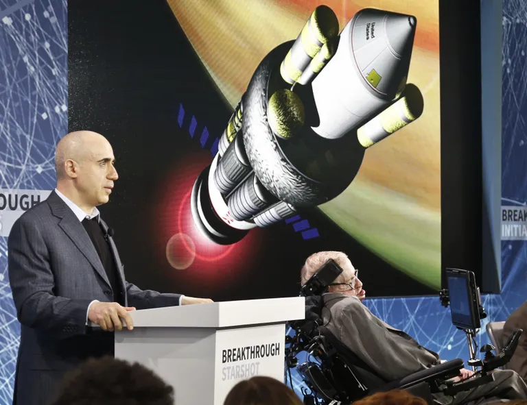 Juri Milner ja Stephen Hawking