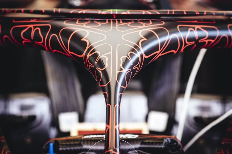 Kimi Räikköneni uue auto lähivaade.