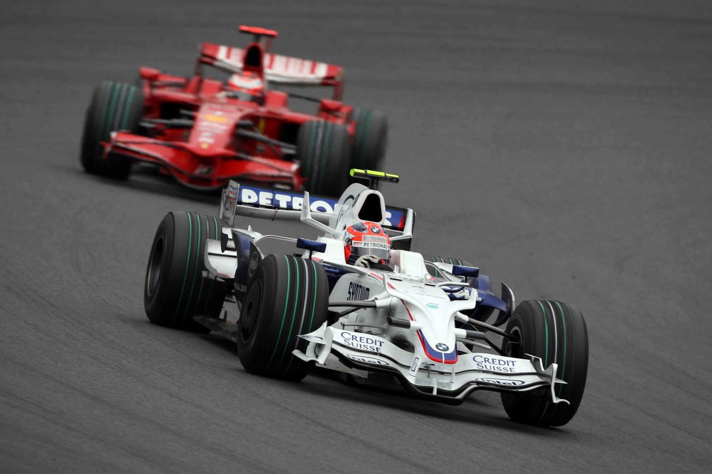 Robert Kubica ees ja Kimi Räikkönen järel: nii kihutati vormel 1 sarjas juba kümmekond aastat tagasi. Kas uuel hooajal näeb samasugust pilti?