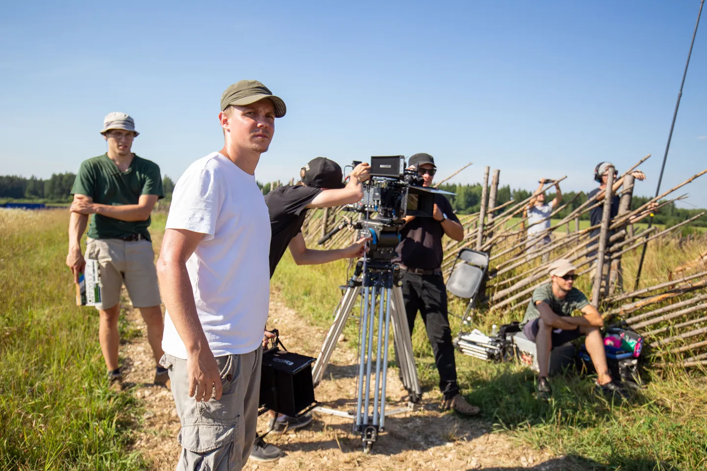 Tõde ja õigus filmivõtted Vastse-Roosas. 
Foto: Dmitri Kotjuh/ Järva Teataja