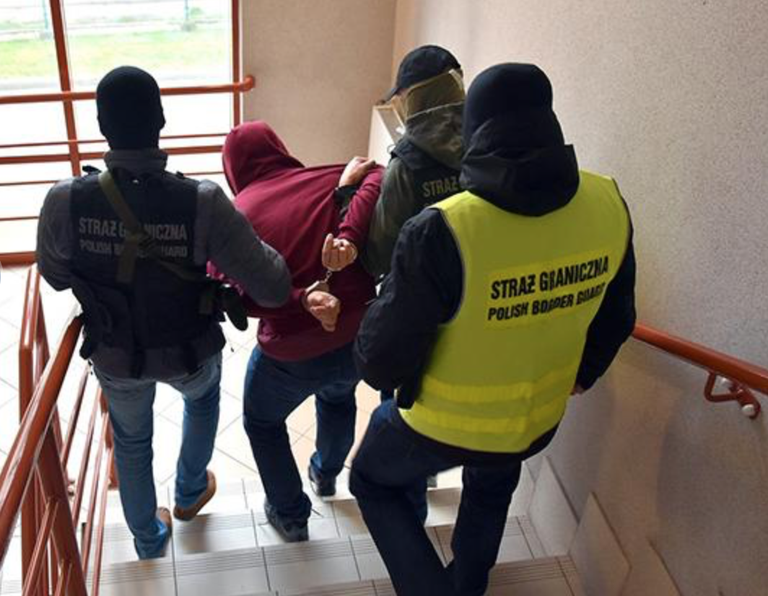 Poolas vahistati 17 smugeldajat