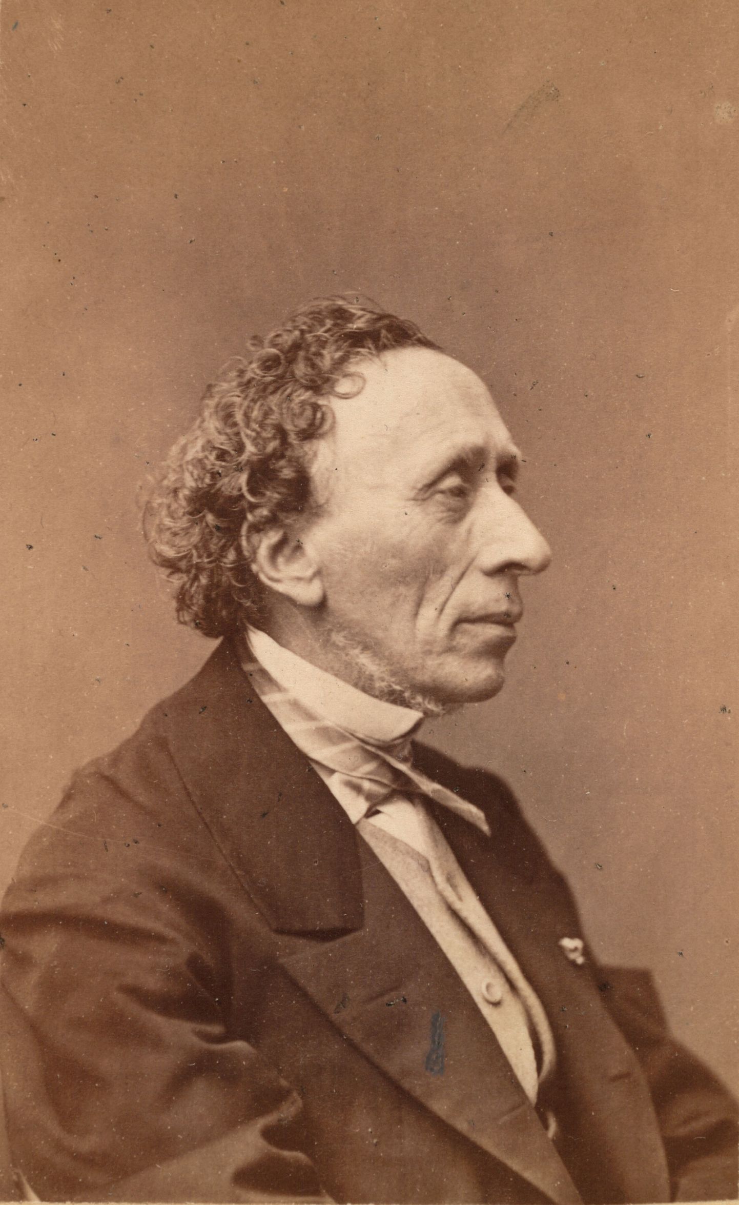 Hans Christian Andersen. Foto aastast 1866.
